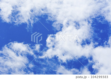 青い空と白い雲 104299383