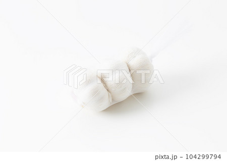 にんにく　白バック 104299794