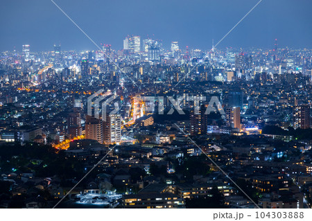 東山スカイタワーから見える名古屋市の夜景【愛知県】 東山スカイタワーから見える名古屋市の夜景【愛知県】 104303888