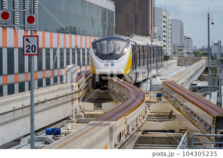 タイ・バンコクのモノレール（イエローライン） 104305235