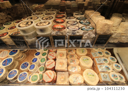 アメリカ オシャレ食材店 Eataly Silicon Valley パスタ、チーズ、シーフード アメリカ オシャレ食材店 Eataly Silicon Valley パスタ、チーズ、シーフード 104311230
