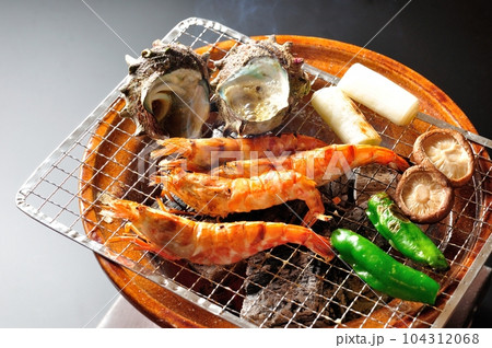 魚介類、海鮮網焼き・炭火焼（和食）黒バック 104312068