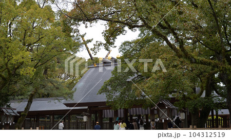 熱田神宮、本宮拝殿 104312519