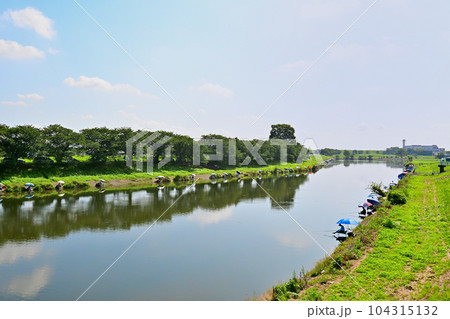 東京郊外の富士見市にあるヘラブナ釣りの人気フィールド 104315132