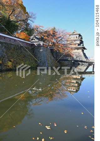 高島城と冠木橋 104315468