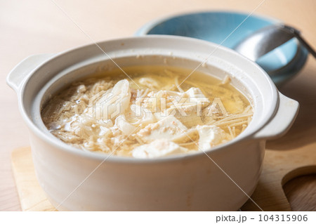 豆腐とえのきの明太スープ　土鍋 104315906