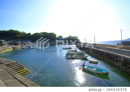 広島県の最南端 宮ノ口港 (倉橋町鹿島) 104316378