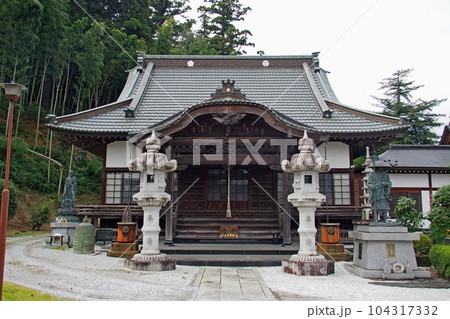 松渓山 法恩寺の本堂【埼玉県越生町】 松渓山 法恩寺の本堂【埼玉県越生町】 104317332