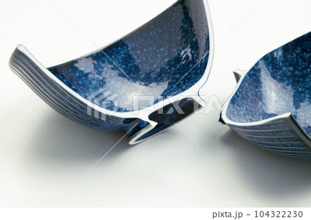 割れた茶碗 断面 割れた茶碗 断面 104322230