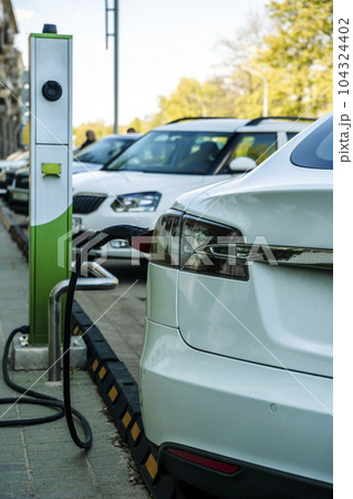 Charging station for electric cars. Types and connectors of ports for charging vehicles. Charging station for electric cars. Types and connectors of ports for charging vehicles. 104324402