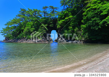 【福井県】快晴の明鏡洞(城山公園) 【福井県】快晴の明鏡洞(城山公園) 104325900