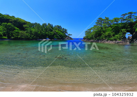 【福井県】快晴の明鏡洞(城山公園) 【福井県】快晴の明鏡洞(城山公園) 104325932