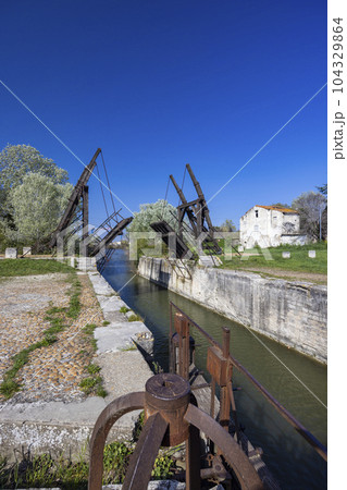 Vincent van Gogh bridge (Pont Van-Gogh, Langlois Bridge) near Arles, Provence, France Vincent van Gogh bridge (Pont Van-Gogh, Langlois Bridge) near Arles, Provence, France 104329864