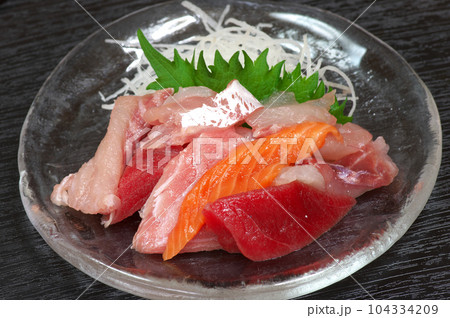 切り落としの刺身 104334209