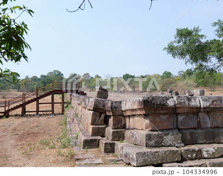 カンボジア プレアヴィヒア寺院 カンボジア プレアヴィヒア寺院 104334996