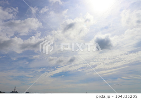 青空　雲　太陽 104335205