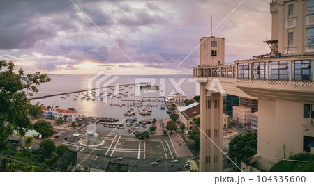 Panoramic view of LaCerda Elevator, the world's first elevator in Salvador de Bah?a at dusk 104335600