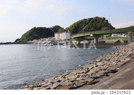 千葉ー内房の海岸風景 千葉ー内房の海岸風景 104337923