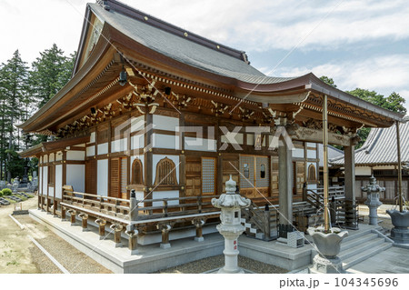 かすみがうら市にある浄土真宗本願寺派の往西寺本堂 かすみがうら市にある浄土真宗本願寺派の往西寺本堂 104345696