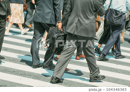 ビジネスマン 104346365