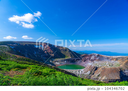 【山岳素材】蔵王のお釜【宮城県】 104346702