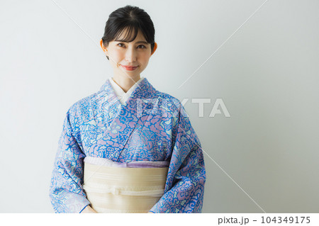 青い小紋 着物 青い小紋 着物 104349175
