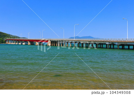 【福井県】快晴の青戸の大橋 【福井県】快晴の青戸の大橋 104349308