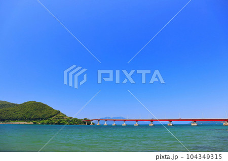 【福井県】快晴の青戸の大橋 【福井県】快晴の青戸の大橋 104349315