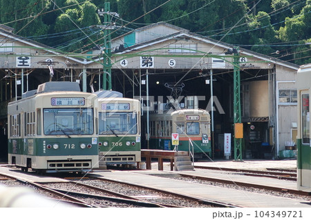 安全第一の車庫 104349721