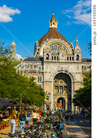 External view of Centraal railway station in Antwerp 104350086