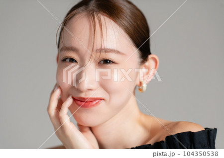 若い女性 クラシカルビューティ 若い女性 クラシカルビューティ 104350538