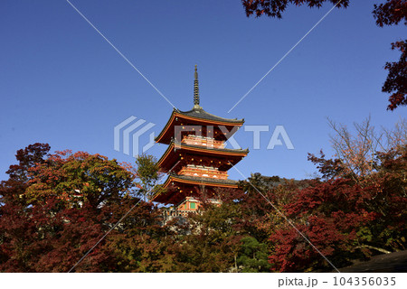 清水寺　三重塔 104356035