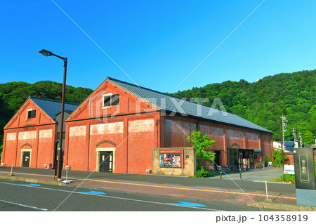 【福井県】晴天の敦賀赤レンガ倉庫 104358919