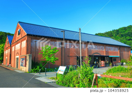 【福井県】晴天の敦賀赤レンガ倉庫 104358925