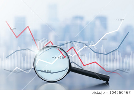 ビジネスおよび経済データの分析。 ビル群の背景にグラフと虫眼鏡。 ビジネスおよび経済データの分析。 ビル群の背景にグラフと虫眼鏡。 104360467