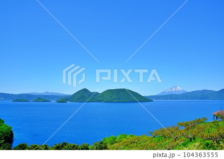 北海道 洞爺湖の風景 104363555