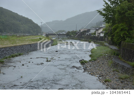 【兵庫県佐用町】平福の町並み 【兵庫県佐用町】平福の町並み 104365441