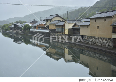 【兵庫県佐用町】平福の町並み 【兵庫県佐用町】平福の町並み 104365458
