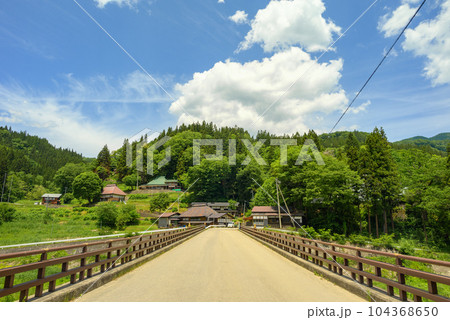 初夏の小谷村【中谷橋】 初夏の小谷村【中谷橋】 104368650