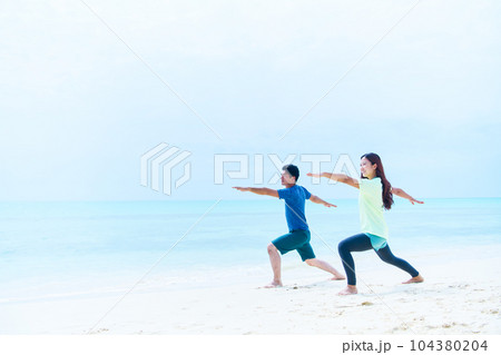 海 人物 運動 海 人物 運動 104380204