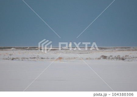 冬のサロマ湖 104380306