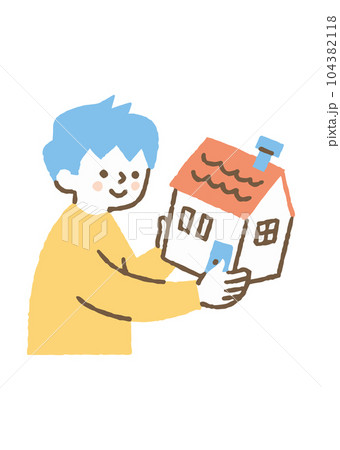 家の模型を持ち上げている男の子_色 104382118