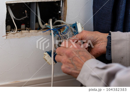 部屋のリフォーム 配線 部屋のリフォーム 配線 104382383