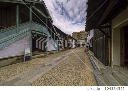 曇天の長崎出島  / Dejima, Nagasaki, Japan 104384595