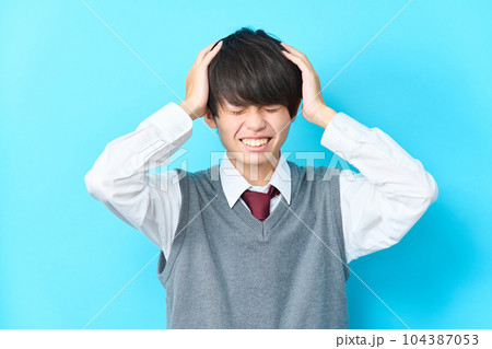 男子中学生　高校生 104387053