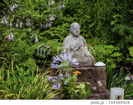 龍箪寺の境内の景色 104389428