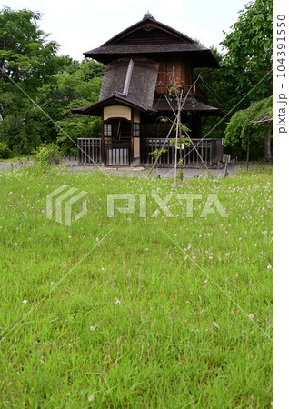 渉成園傍花閣 104391550