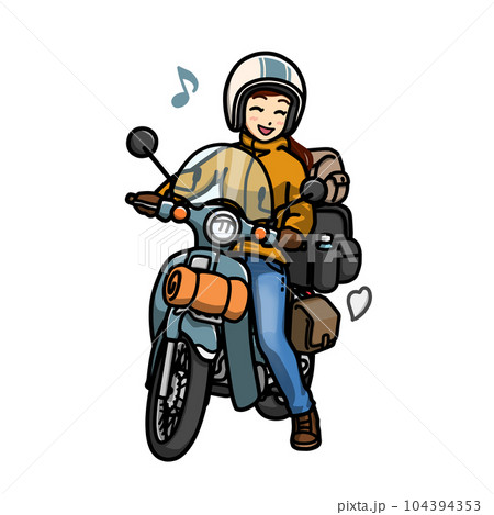 小型バイクにまたがってにっこり笑う女性のイラスト（長距離ツーリング） 104394353