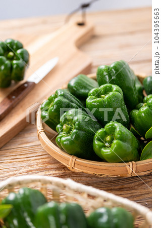 ピーマン ピーマン 104395663