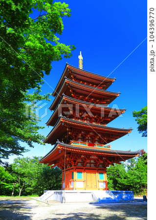 【京都府】新緑の成相寺の五重塔 【京都府】新緑の成相寺の五重塔 104396770